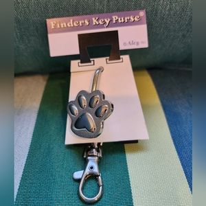 Finders Key Purse Key Finder / Key Chain Silver tone Paw Print